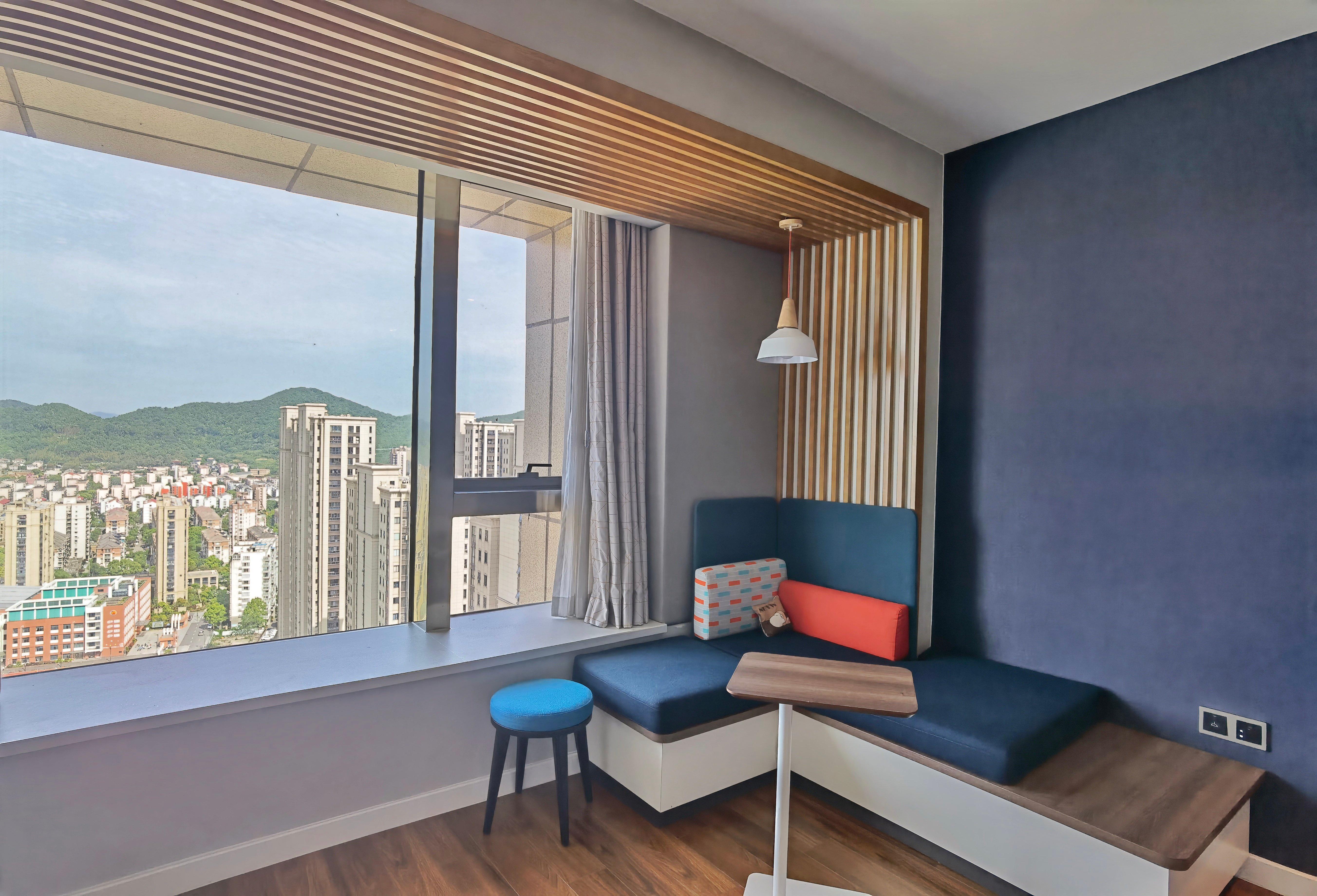 Holiday Inn Express Zhoushan Dinghai By Ihg Exterior photo